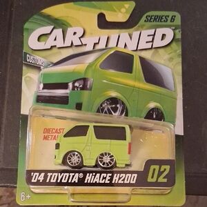 CAR TUNED '04 TOYOTA HIACE H200